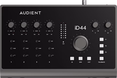 Audient iD44 MKII (rozbalené)