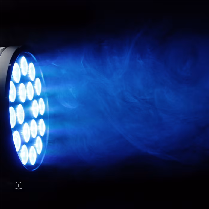 CAMEO Flat Pro PAR 18 - LED PAR reflektor