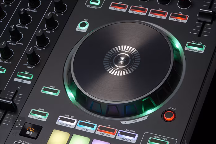 Roland DJ-505 - DJ kontroler