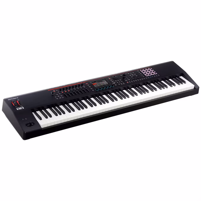 Roland Fantom-08 - Syntezátor