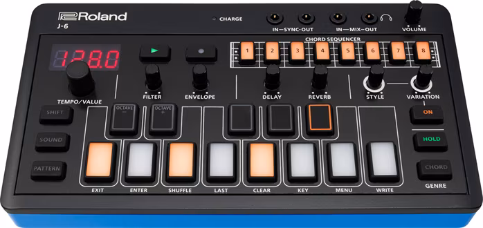 Roland J-6 - Syntezátor