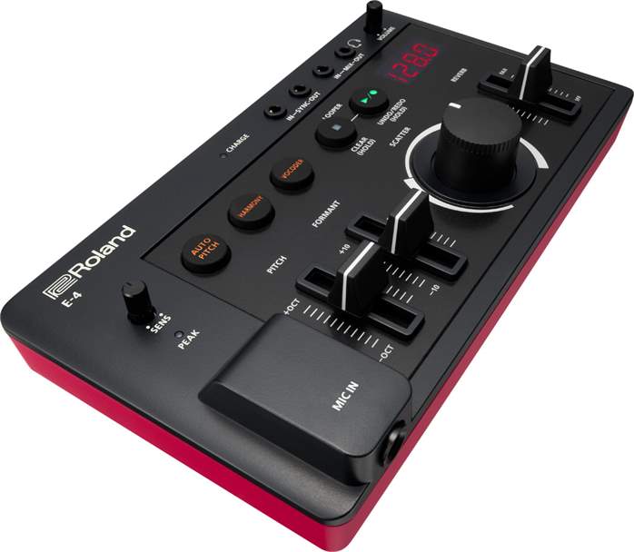 Roland E-4 - Vokální efektový procesor