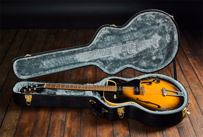 Gibson 1993 ES-135 Sunburst - Semiakustická kytara