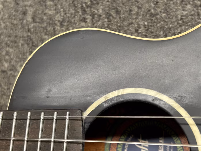 Flight IRIS BK (poškozené) - Akustické ukulele