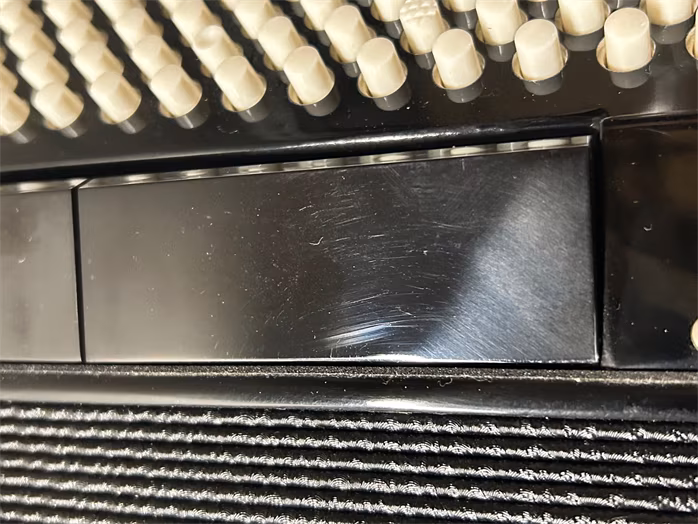 Bacio Instruments AT3780 (použité) - Klávesový akordeon