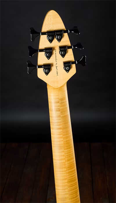 Grebeň 6 Walnut Top - Elektrická baskytara