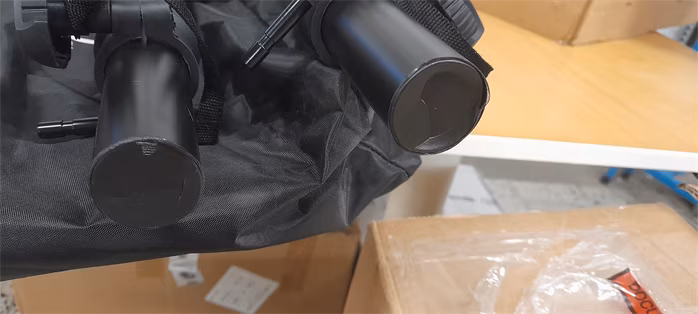 ADJ SPSX2B (poškozené) - Stojany pro reproboxy s obalem