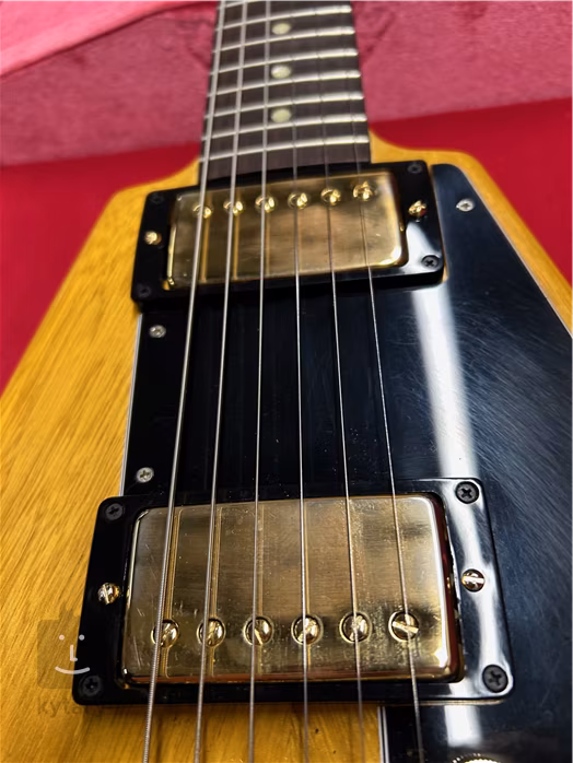 Gibson Custom 1958 Korina Flying V Black Pickguard Natural (zánovní) - Elektrická kytara