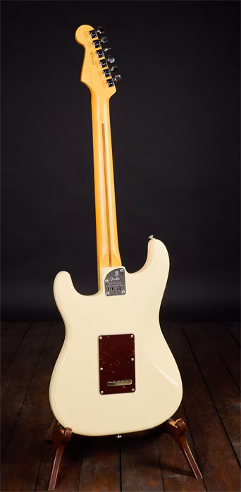 Fender 2021 American Professional II Stratocaster - Elektrická kytara