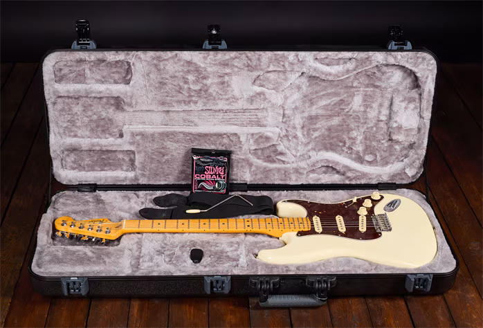 Fender 2021 American Professional II Stratocaster - Elektrická kytara