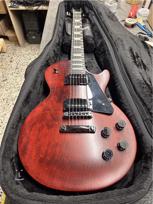 Gibson Les Paul Studio Modern Wine Red Satin (zánovní) - Elektrická kytara