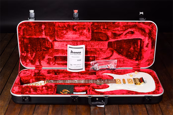 Ibanez 2023 PIA3761 Stallion White - Elektrická kytara