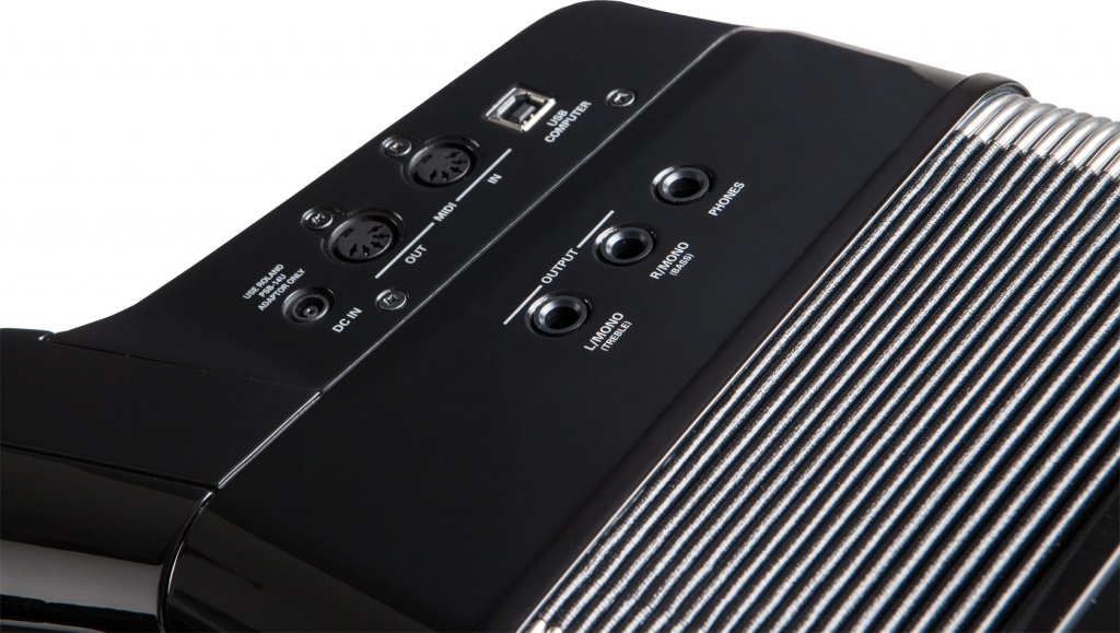 Roland FR 8X BK (obrázek 5)