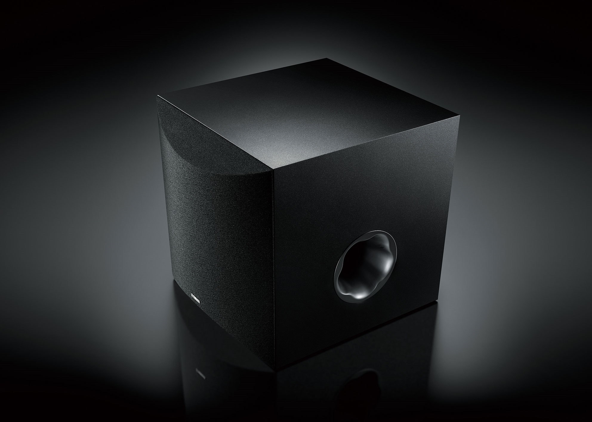Yamaha NS-SW100 Black (obrázek 3)
