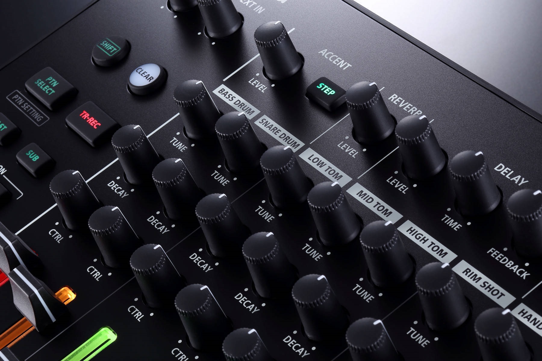 Roland TR-8S (obrázek 6)