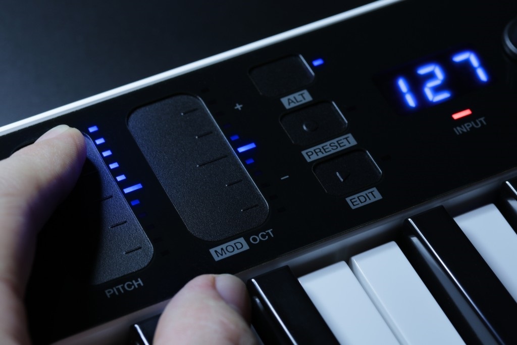IK Multimedia iRig Keys I/O 49 (obrázek 5)