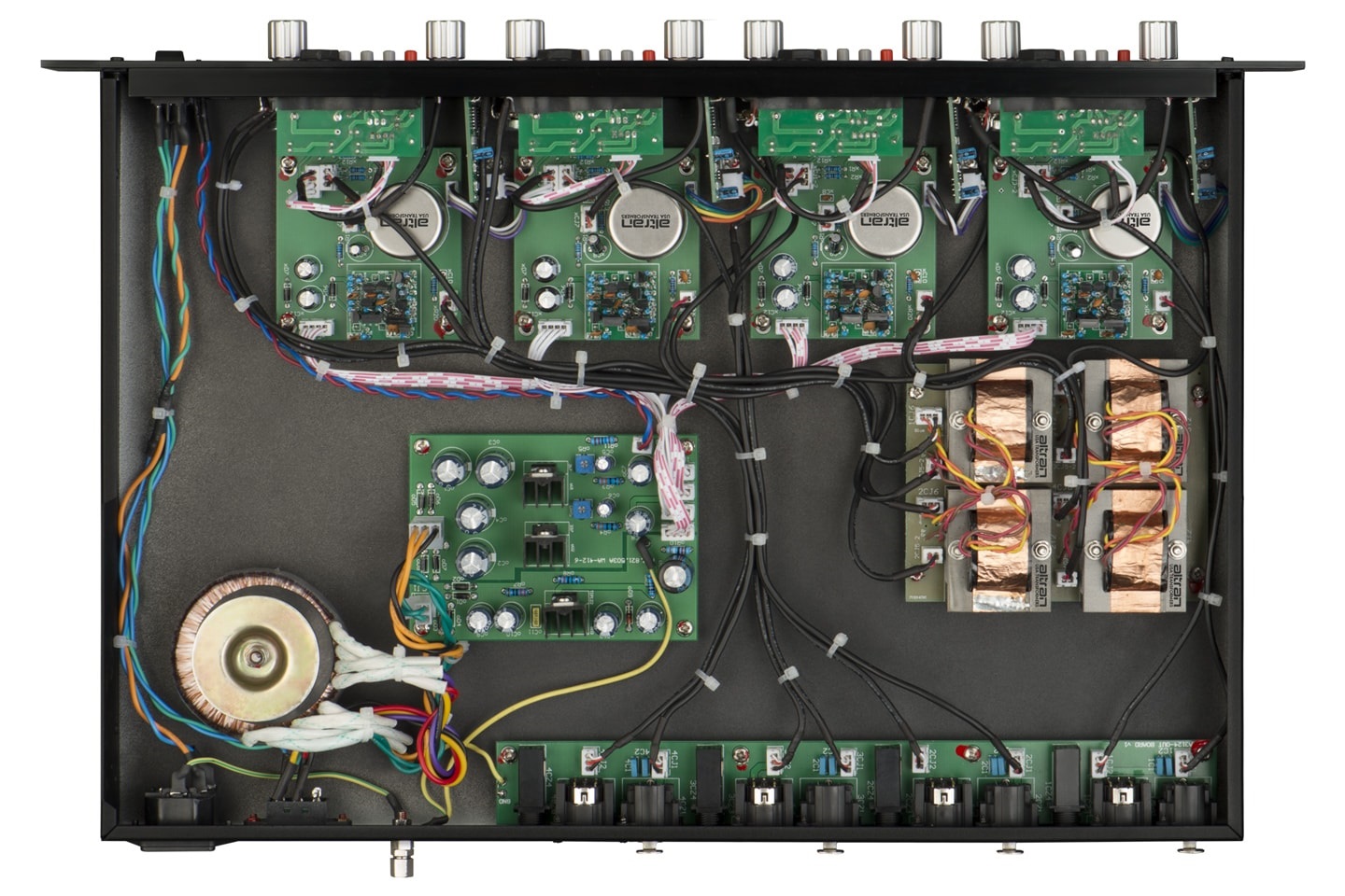 Warm Audio WA-412 (obrázek 5)