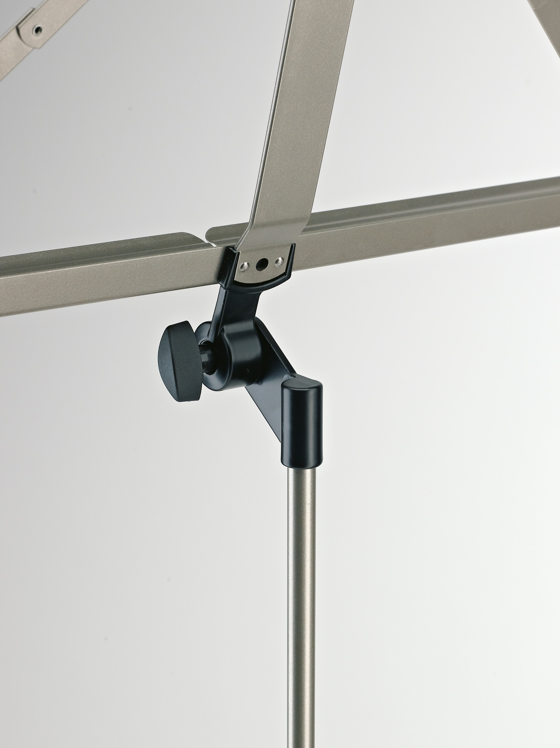 K&M 107 Nickel (obrázek 3)