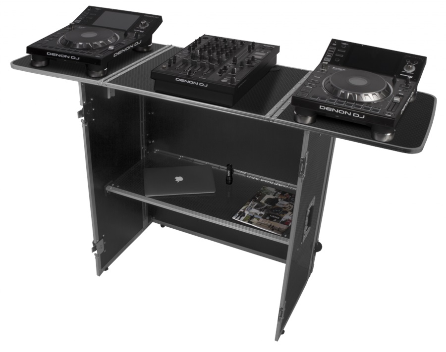 Levně UDG Ultimate Fold Out DJ Table Silver MK2 Plus (Wheels)