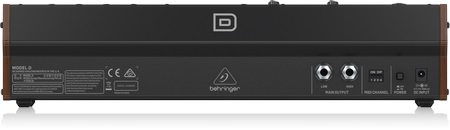 Behringer MODEL-D (obrázek 4)