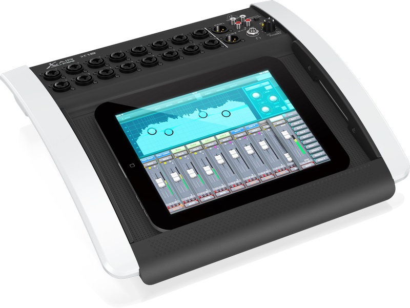 Behringer X18 (obrázek 2)