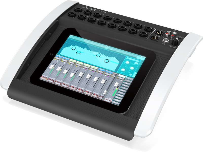 Behringer X18 (obrázek 4)