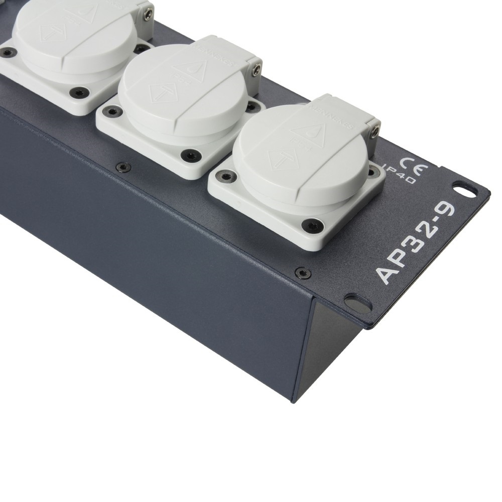 Adam Hall RACK PDU 9 CEE FI (obrázek 5)