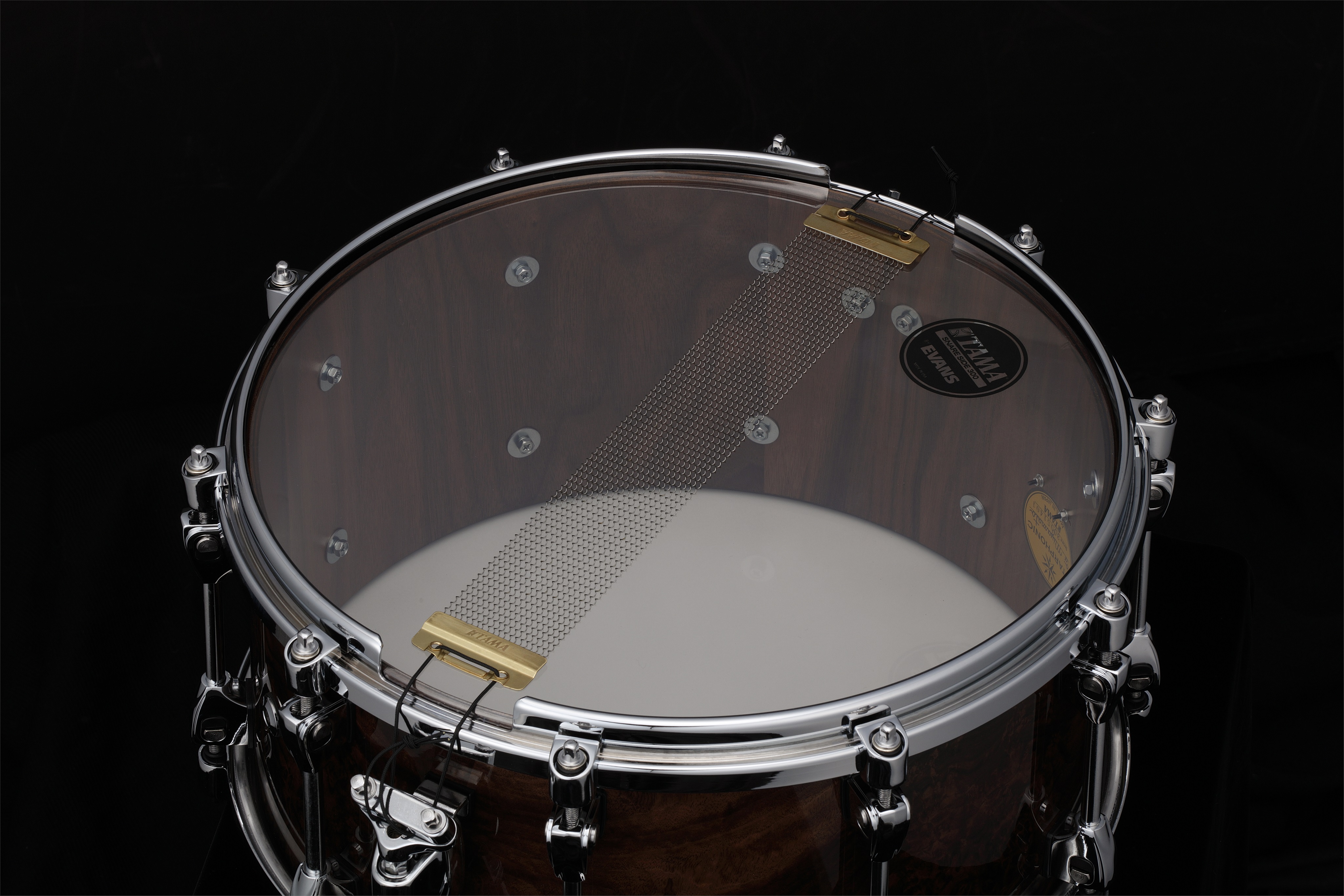 Tama 14" x 7" Starphonic American Gloss Black Walnut Burl (obrázek 5)