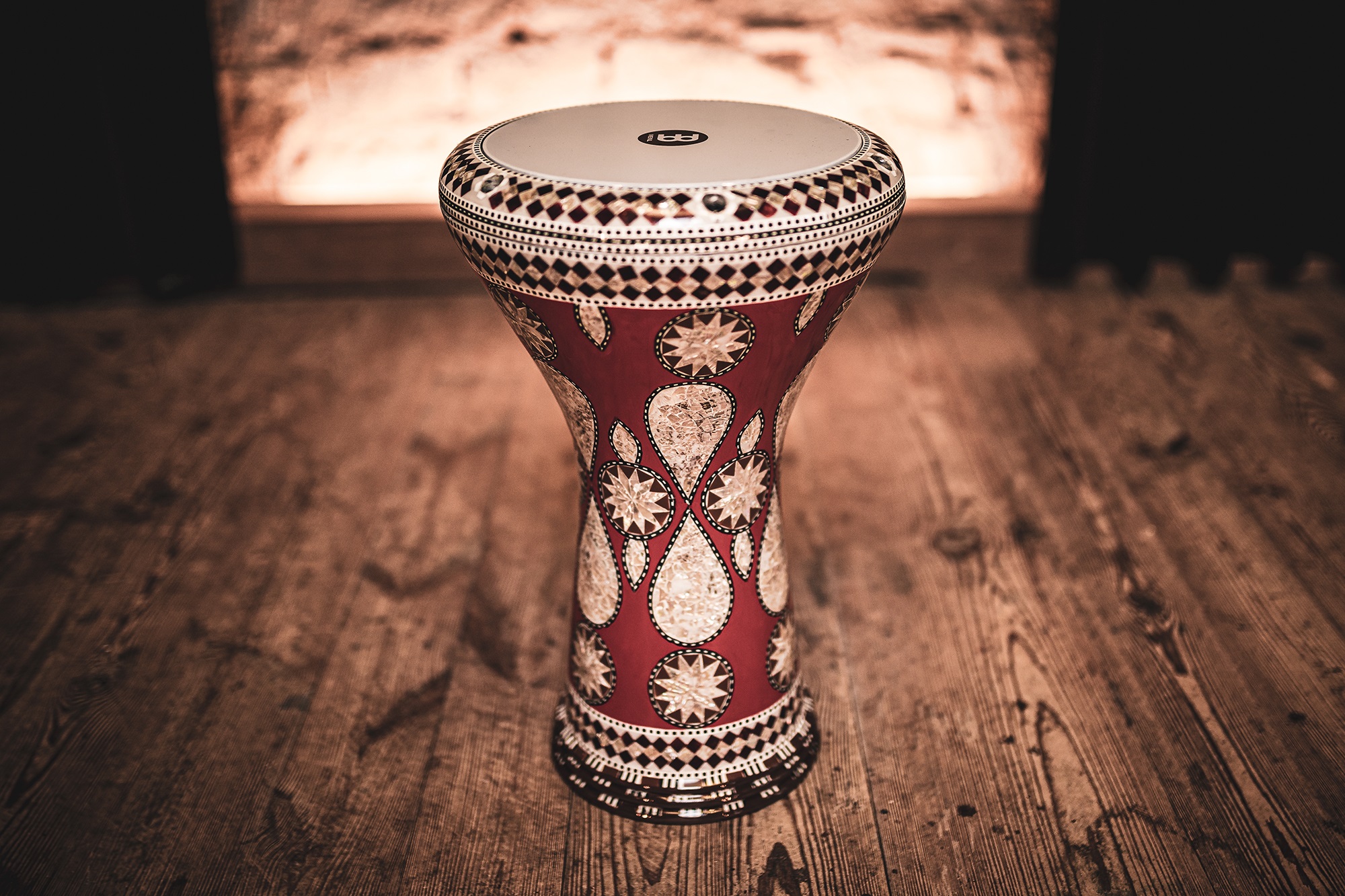 Meinl 8 3/4" AEED2 Artisan Edition Mosaic Imperial Djembe (obrázek 5)