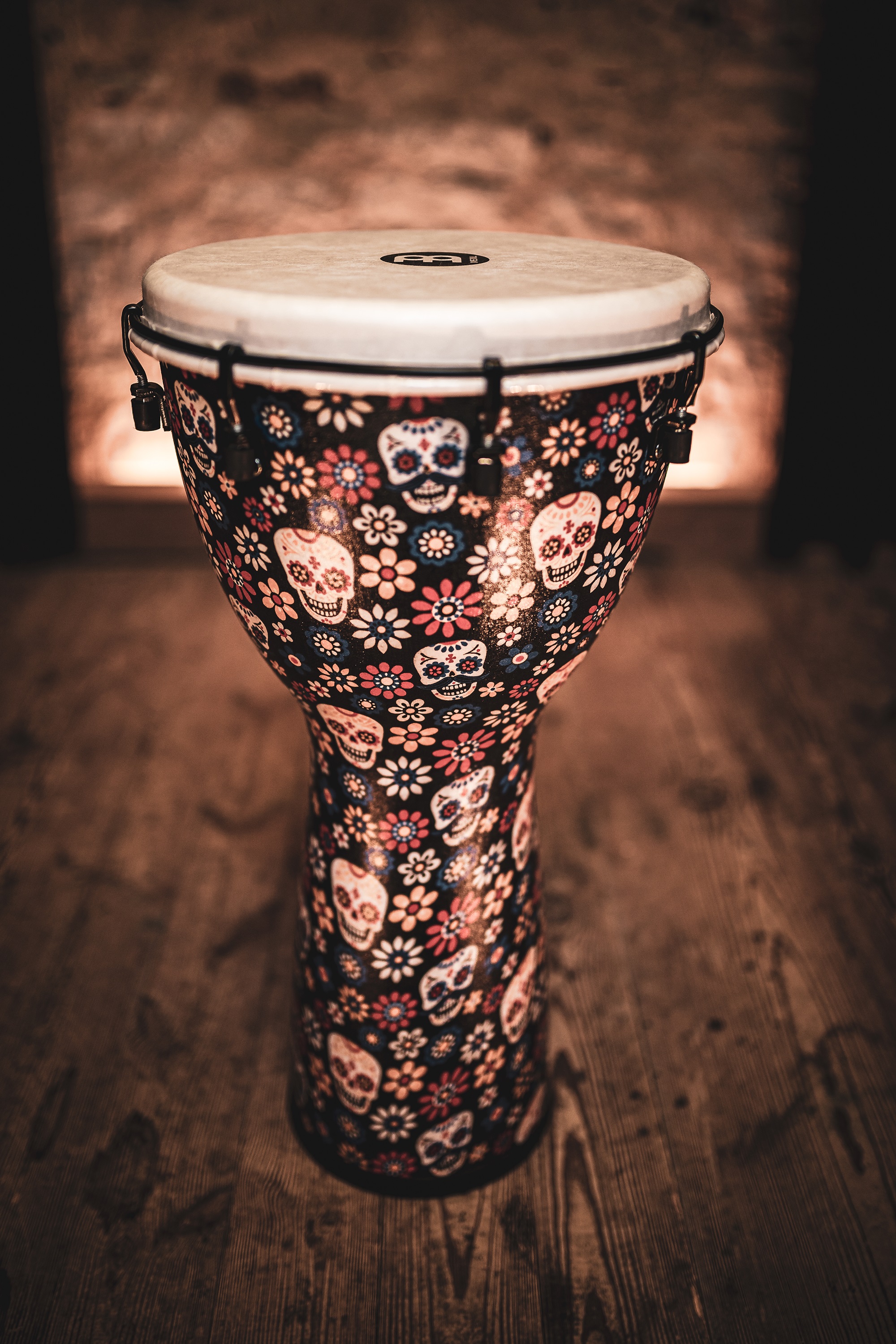 Meinl 12" Alpine Series Synthetic Head Day of the Dead Djembe (obrázek 3)