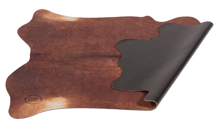 DRUMnBASE Vegan Cow Betsy - Red/Brown (obrázek 4)