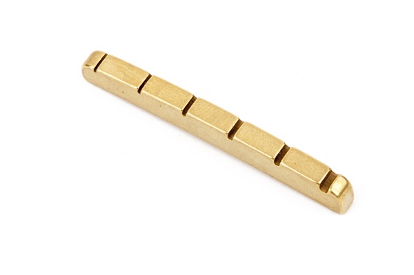 Levně Fender Yngwie Malmsteen Brass String Nut