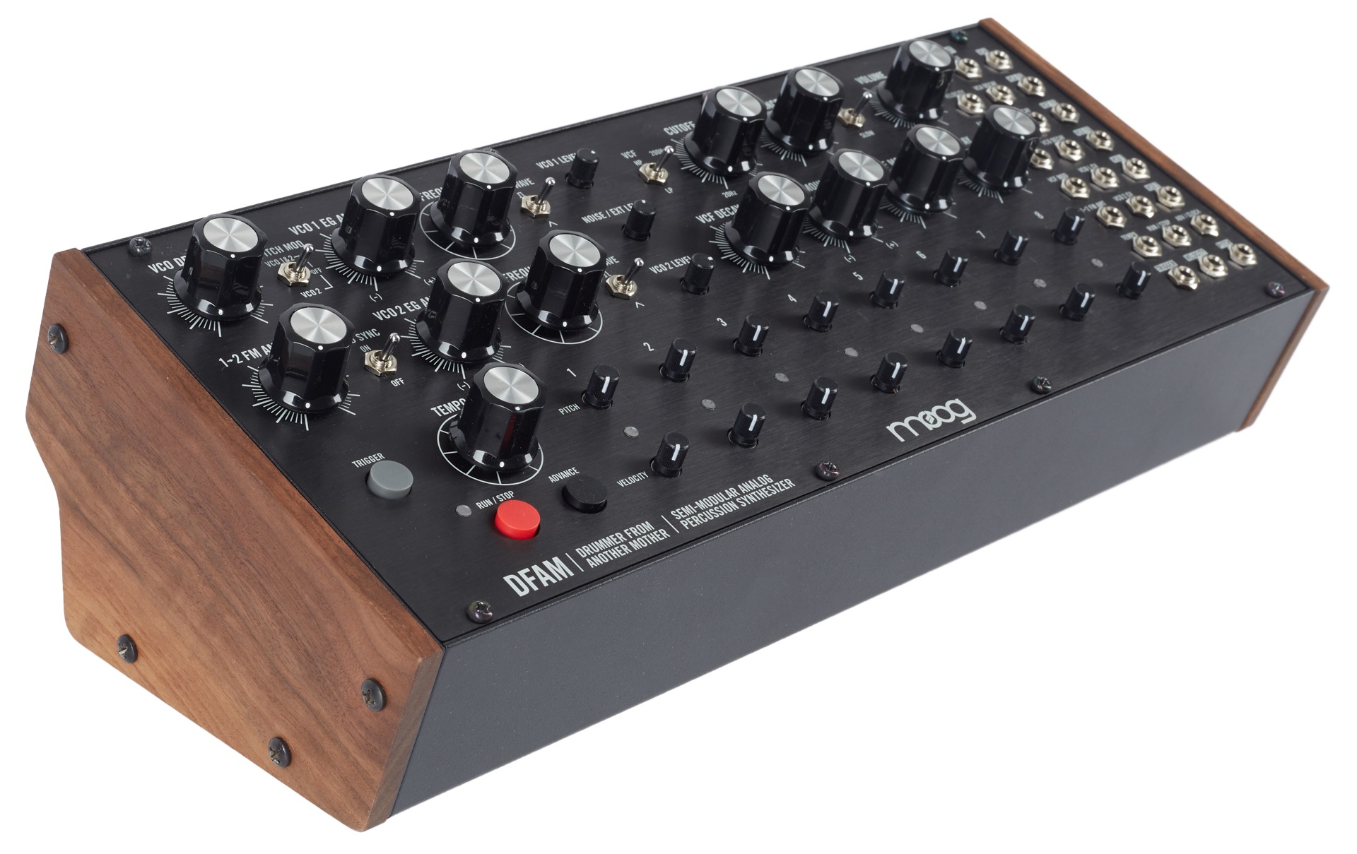 Moog DFAM (obrázek 3)