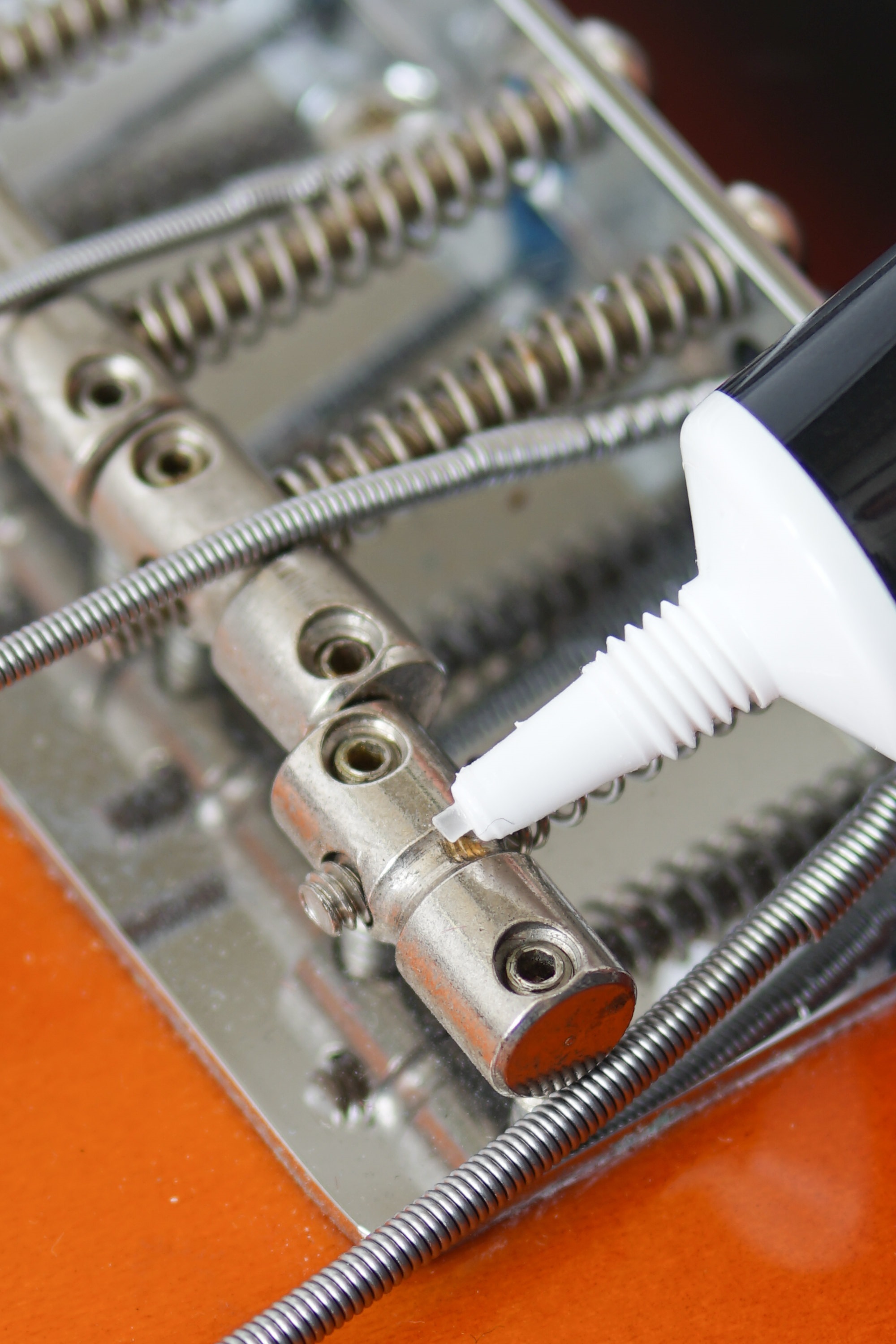 Music Nomad Premium String Changing Kit (obrázek 4)