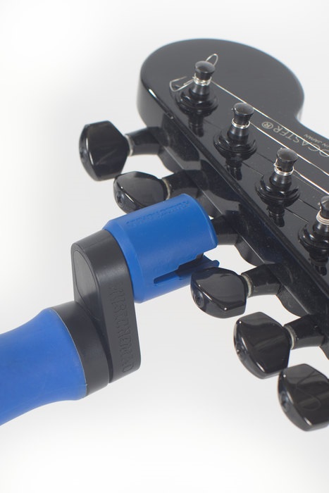 Music Nomad Premium String Changing Kit (obrázek 6)