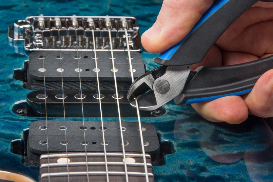 Music Nomad Premium String Changing Kit (obrázek 9)