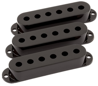 Levně Fender Pickup Covers, Stratocaster Black