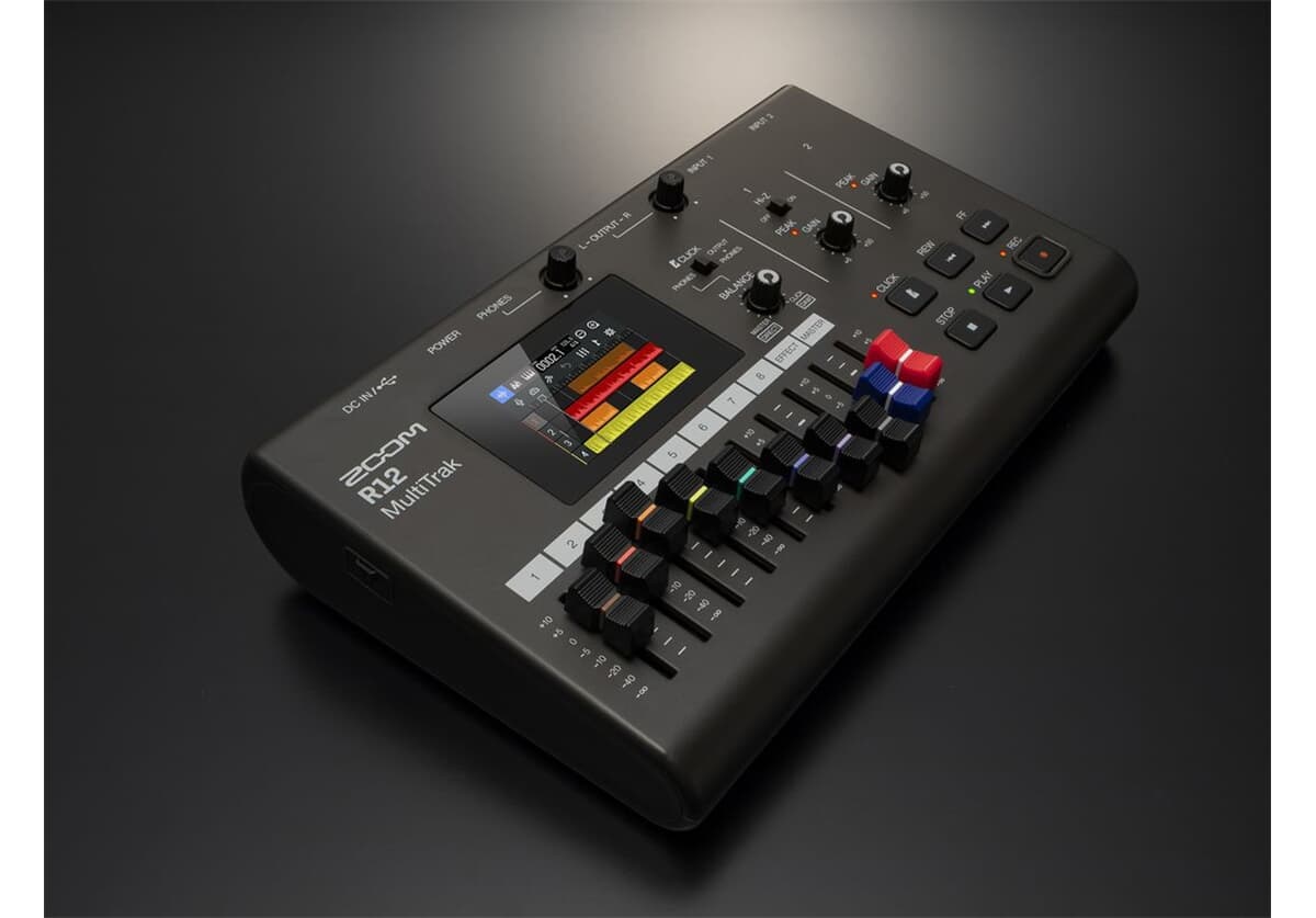 Zoom R12 (obrázek 4)