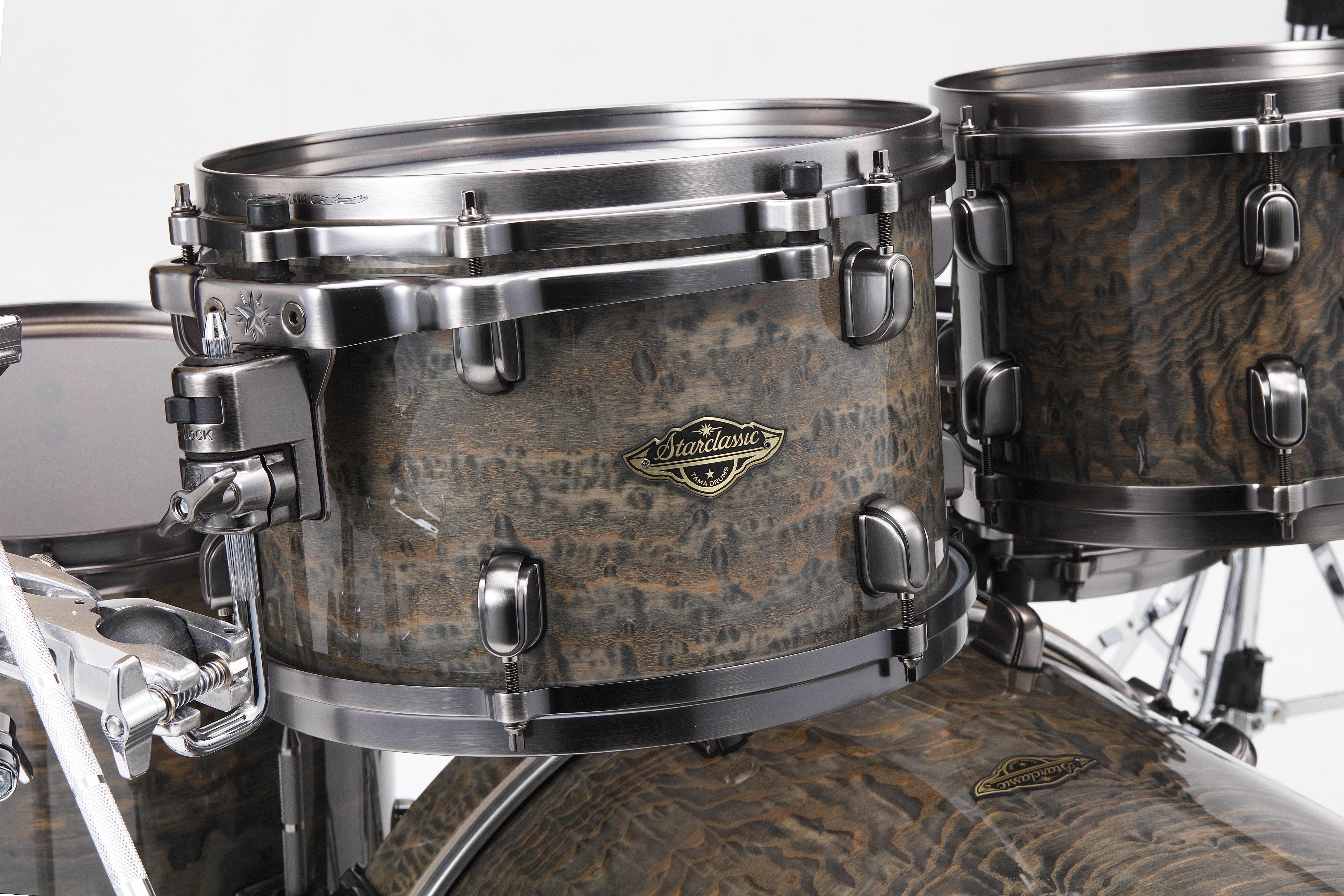 Tama Starclassic Walnut/Birch Gloss Charcoal Tamo Ash Shell Set (obrázek 6)