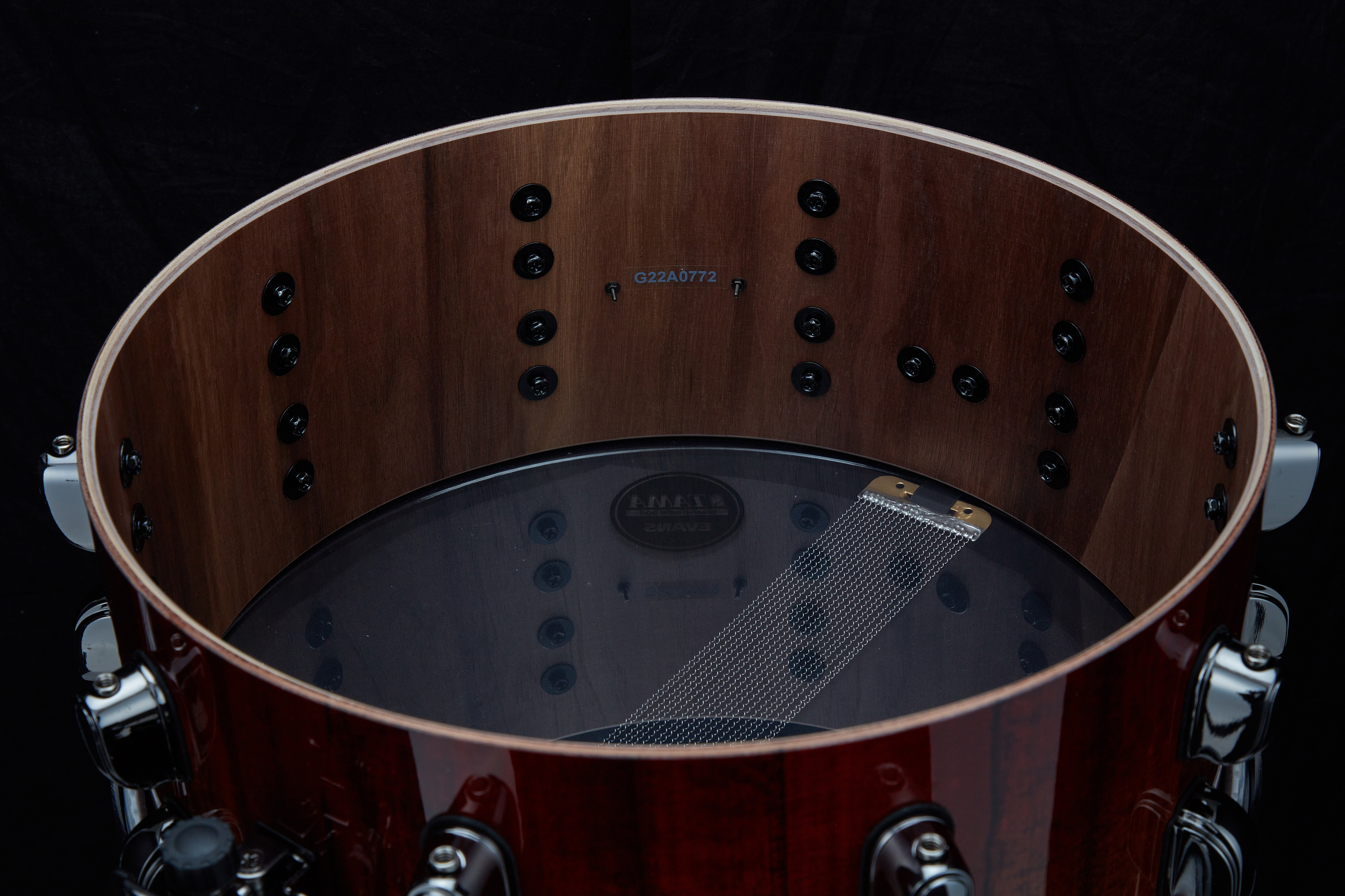 Tama 14" x 6" Starclassic Walnut Birch Crimson Tigerwood Fade (obrázek 3)