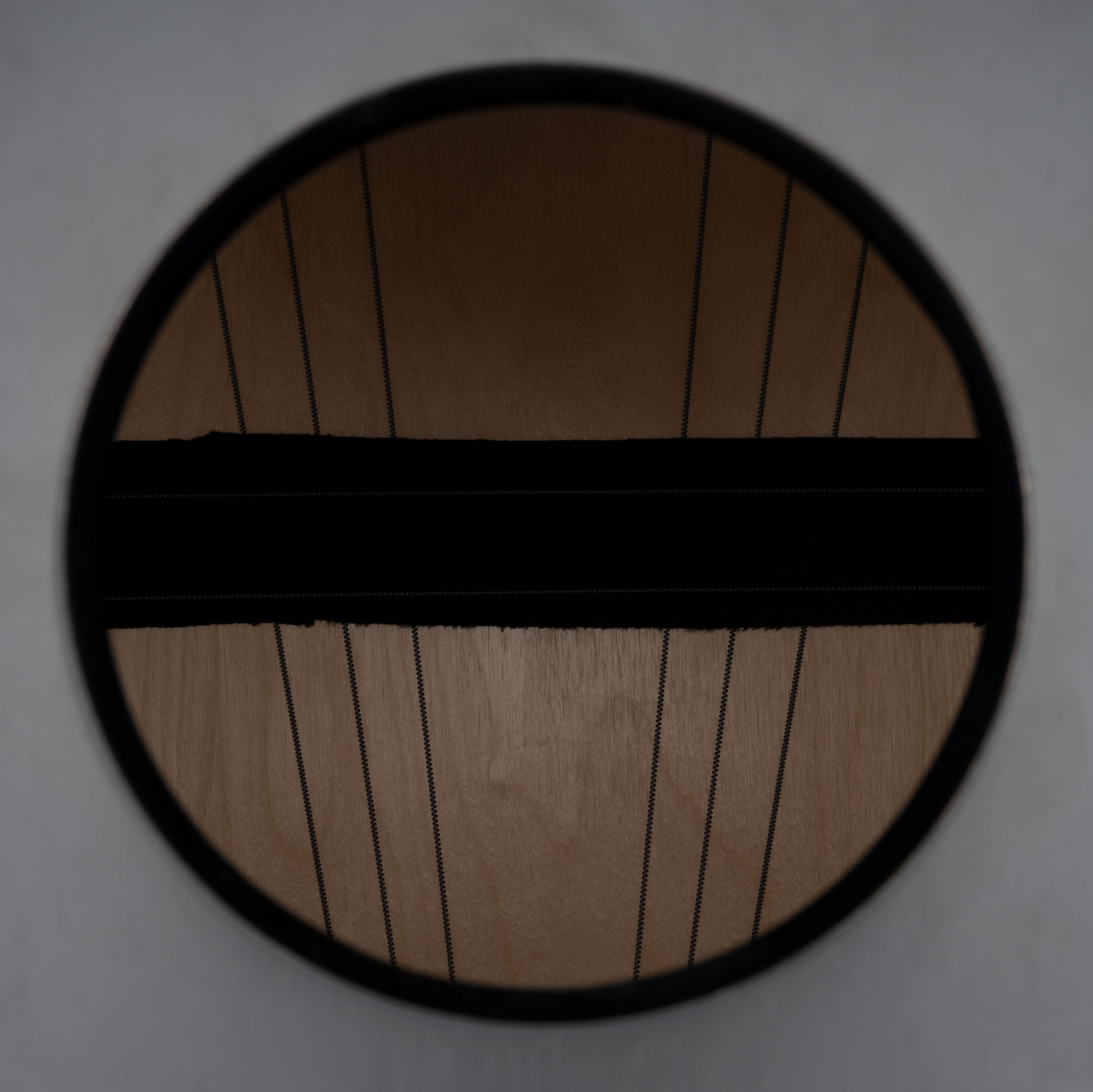 Meinl Artisan Edition Tango Line Satin Black Cajon (obrázek 3)
