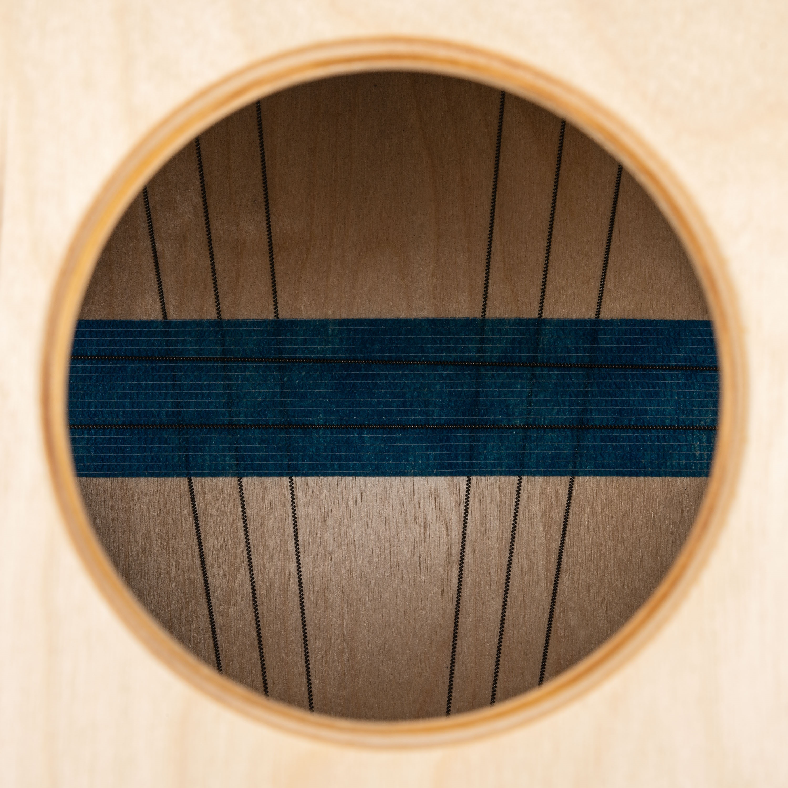 Meinl Artisan Edition Tango Line Blue Fade Cajon (obrázek 3)