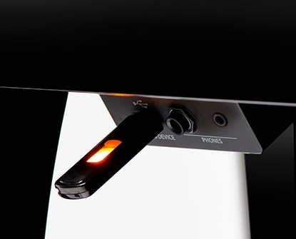 Kawai CA701W (obrázek 2)