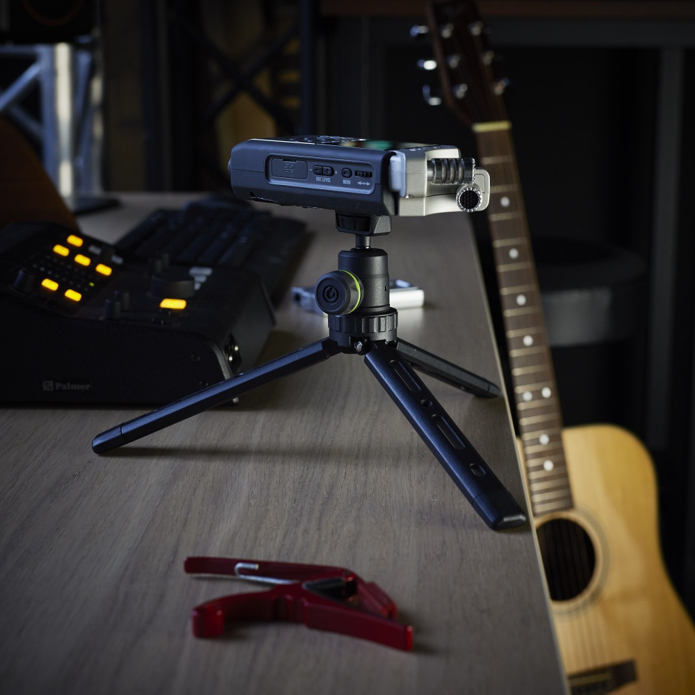 Gravity VS TRIPOD 01 B (obrázek 9)