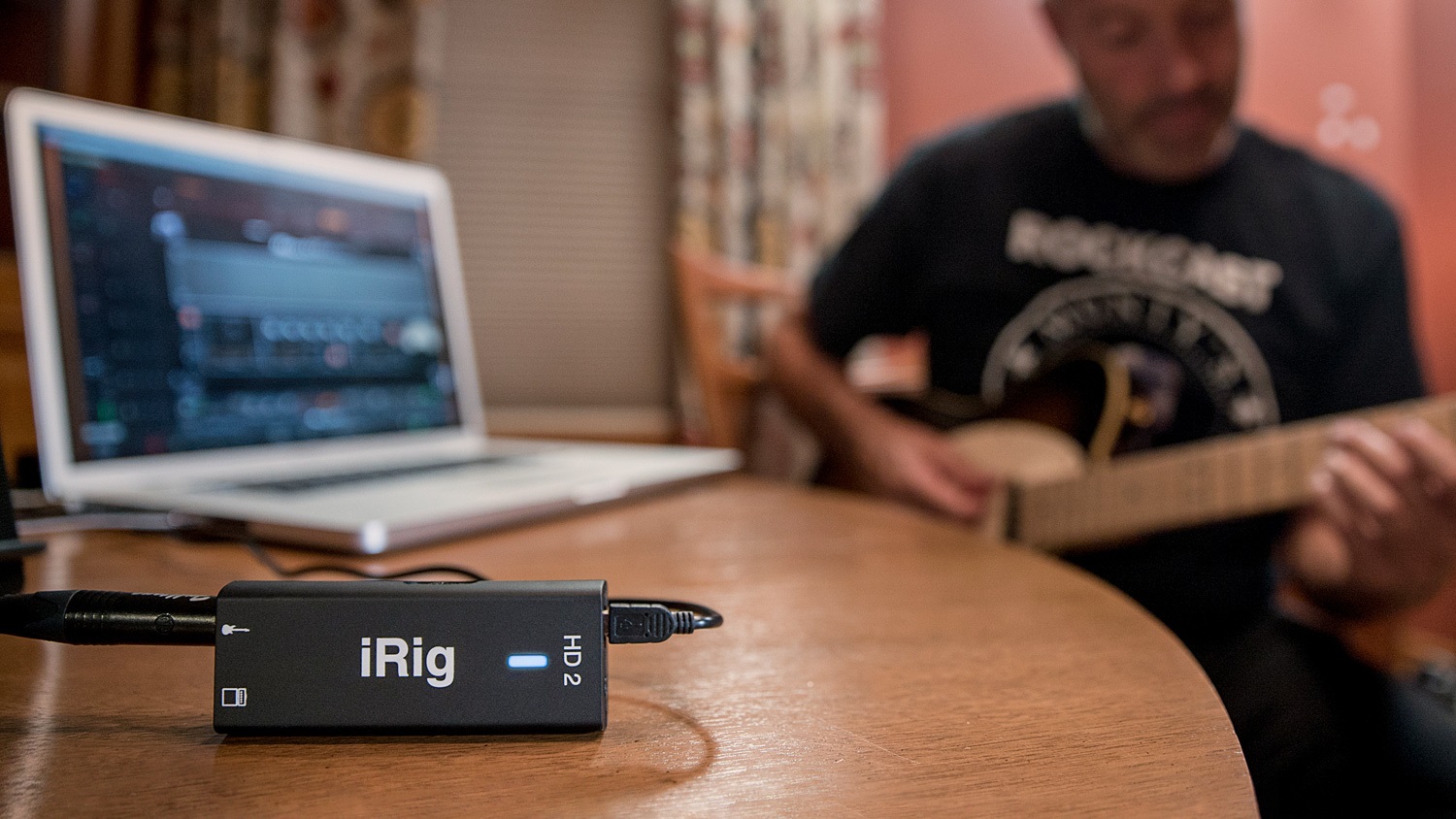 IK Multimedia iRig HD 2 (obrázek 14)