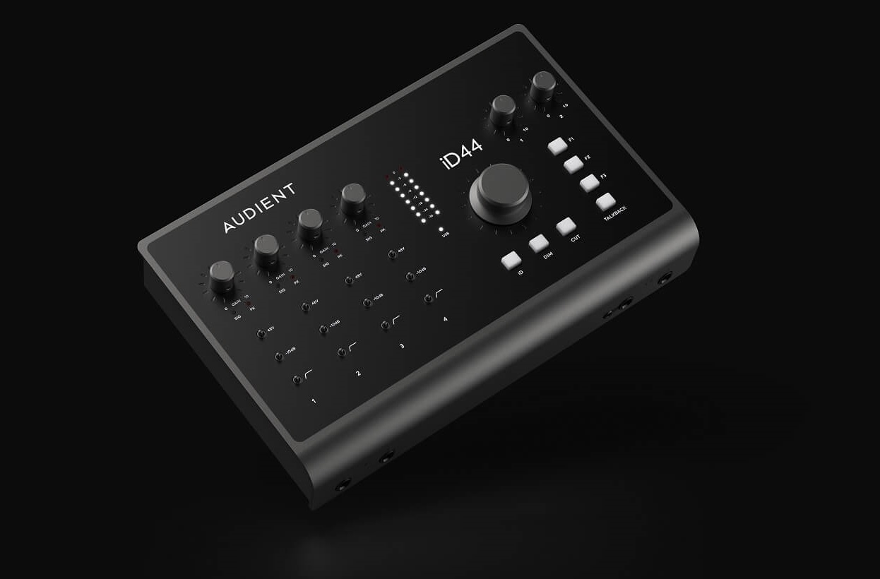 Audient iD44 MKII (obrázek 7)