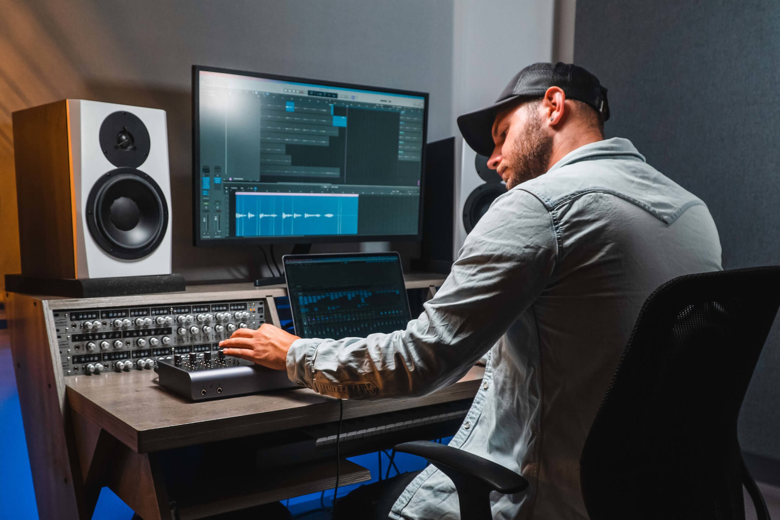 Audient iD44 MKII (obrázek 10)