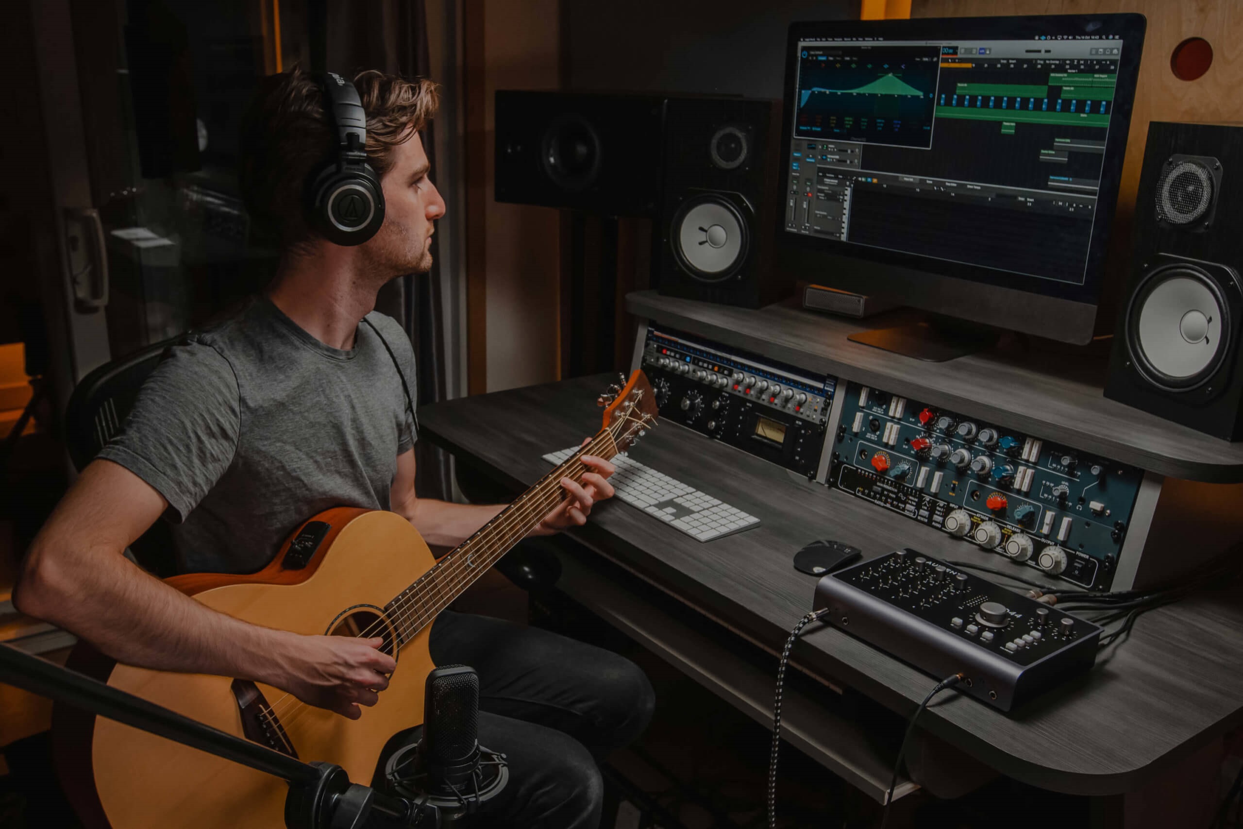 Audient iD44 MKII (obrázek 12)