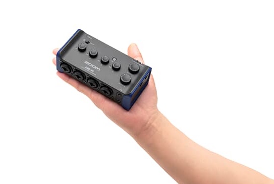 Zoom AMS-44 (obrázek 7)