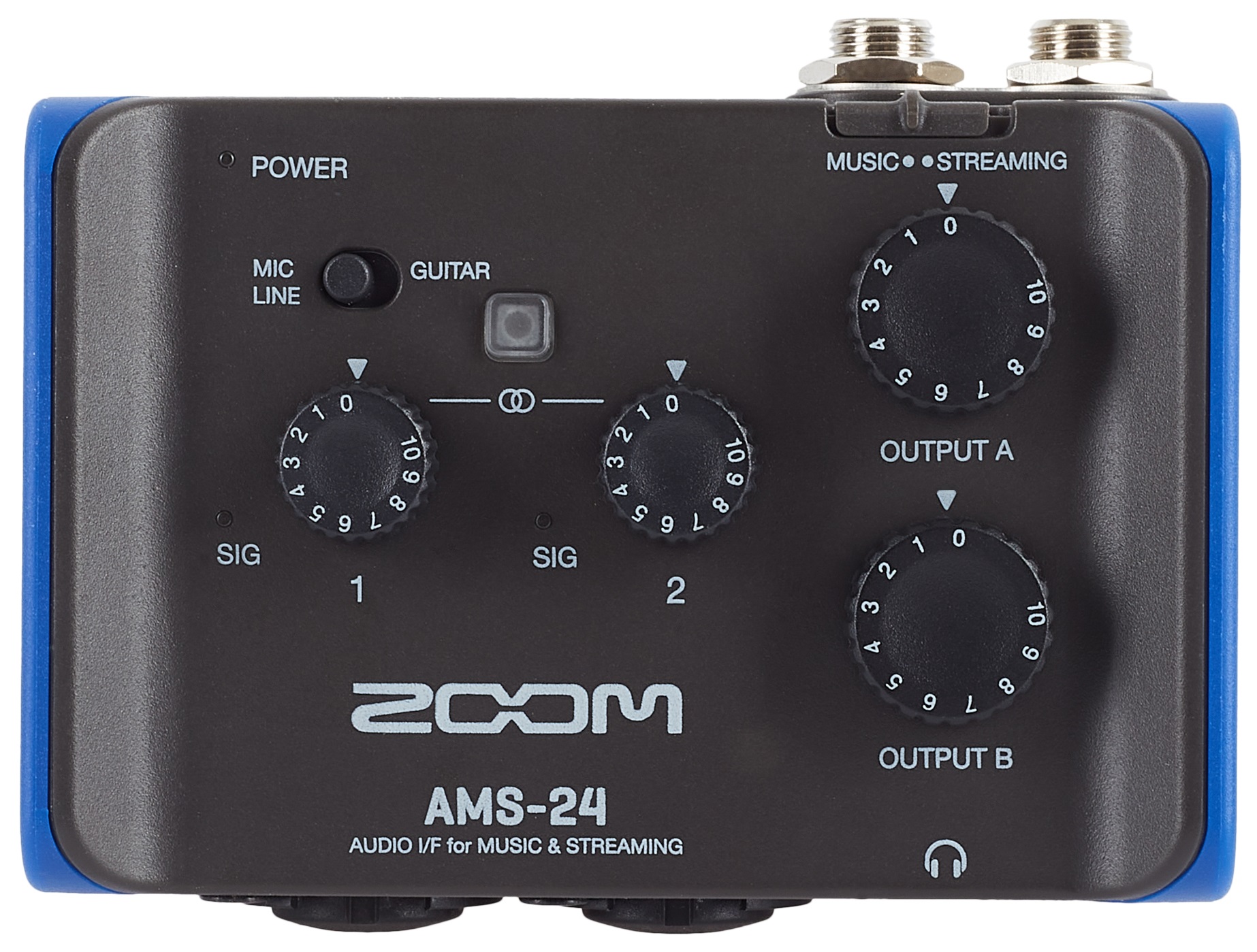 Levně Zoom AMS-24